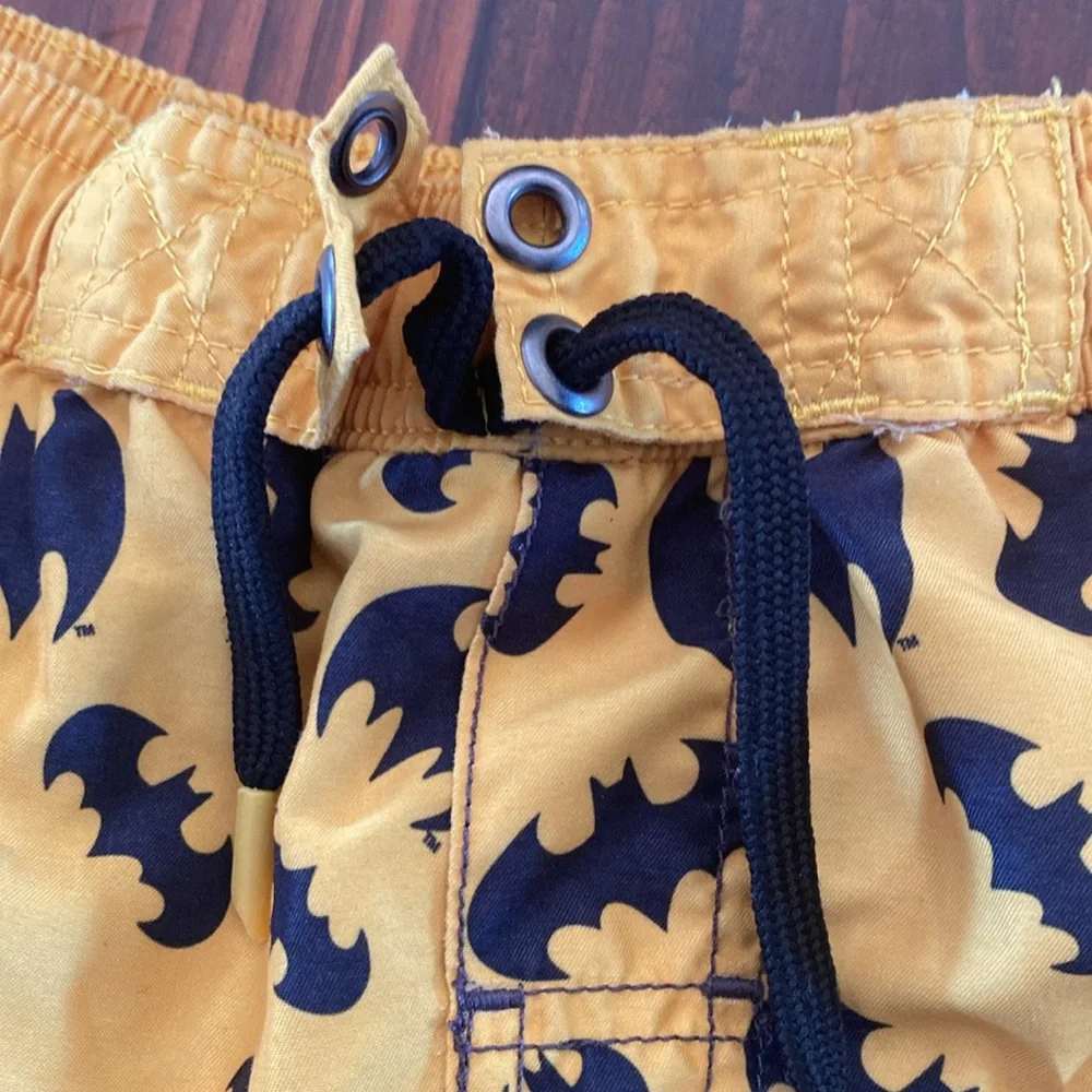 Toddler/Batman Swimming shorts /swim trunks/xs 4-5